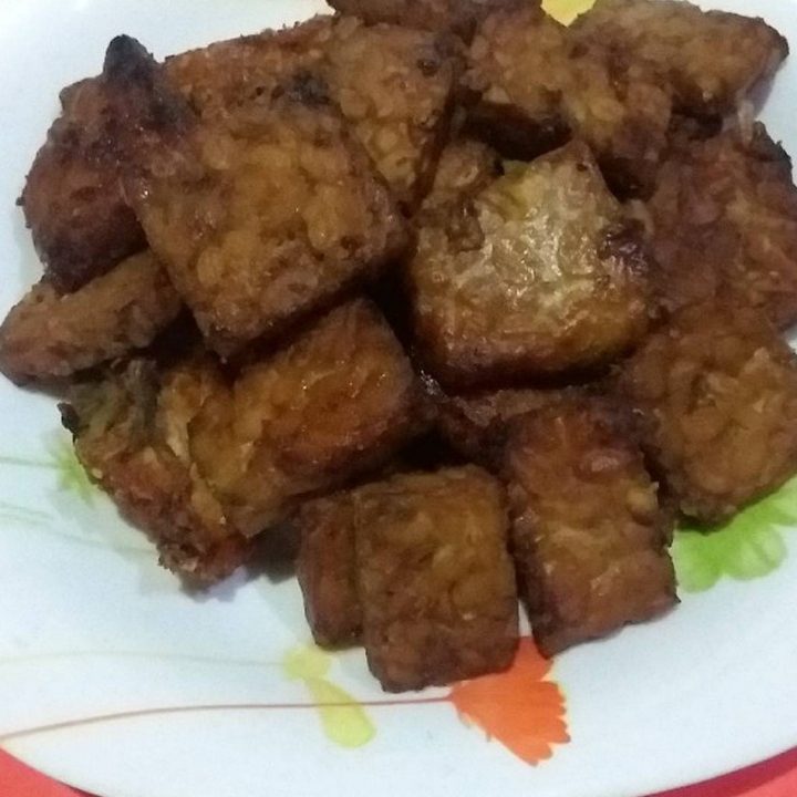 Tempe Dan Sayur Asem