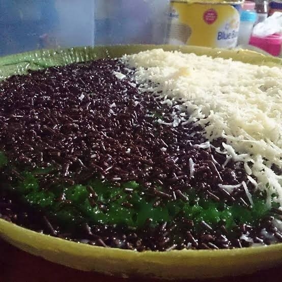 Terang Bulan Coklat Keju Susu Pandan