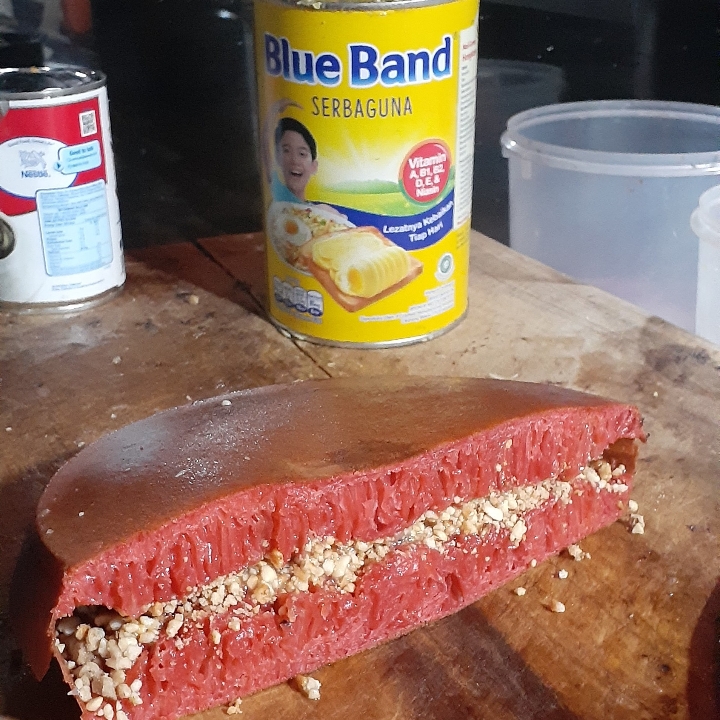 Terang Bulan Kacang Susu Red Velvet 