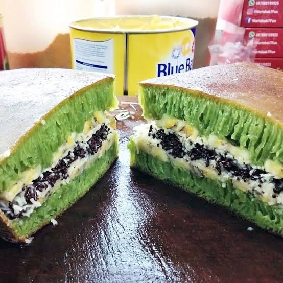 Terang Bulan Keju Coklat Pisang Pandan