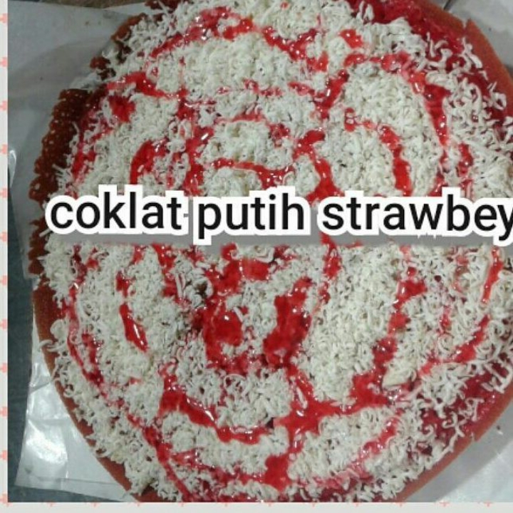 Terang Bulan PREMIUM Coklat Putih Strawberry