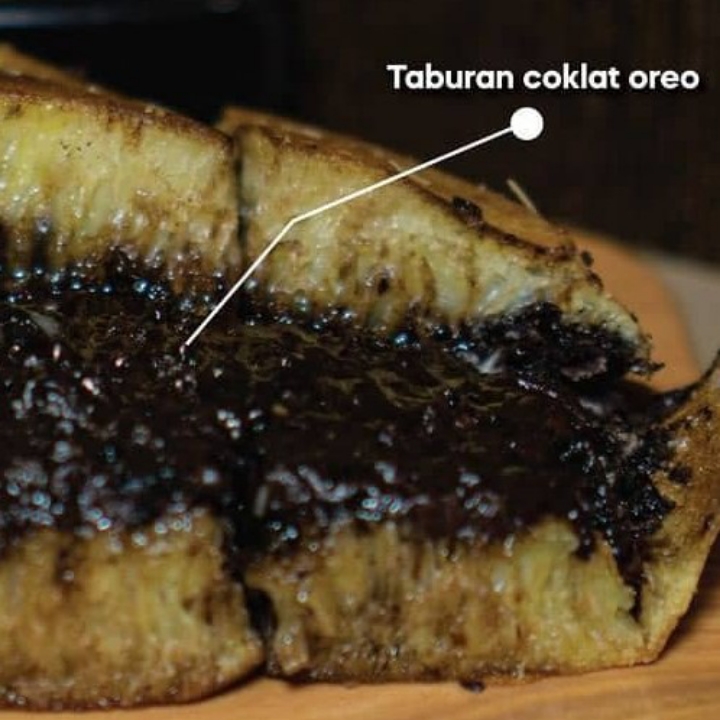 Terang Bulan Pisang Coklat Oreo Besar 12 Potong