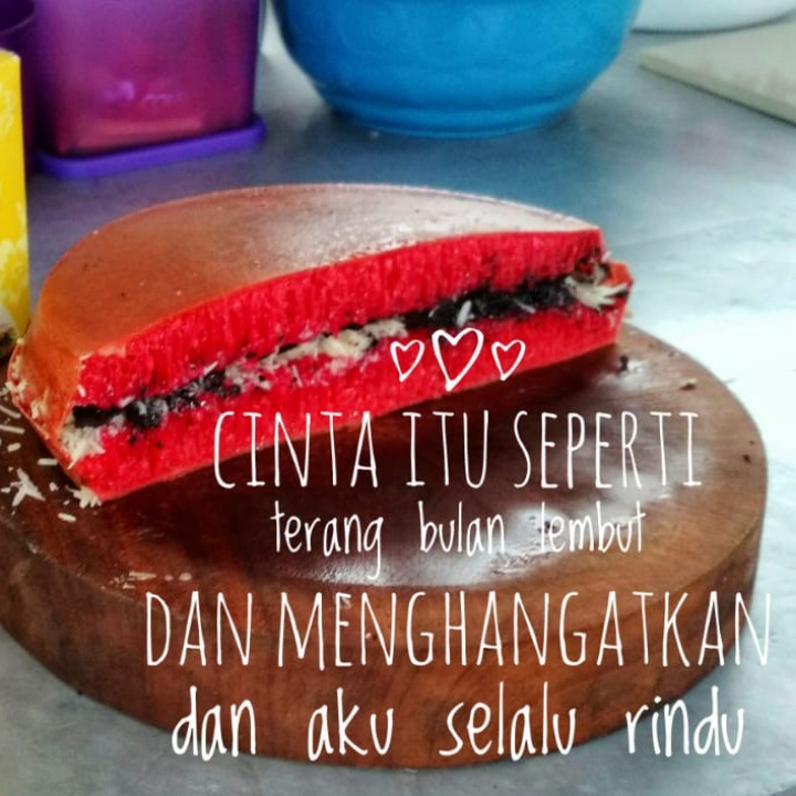 Terang Bulan Red Velvet Keju Coklat