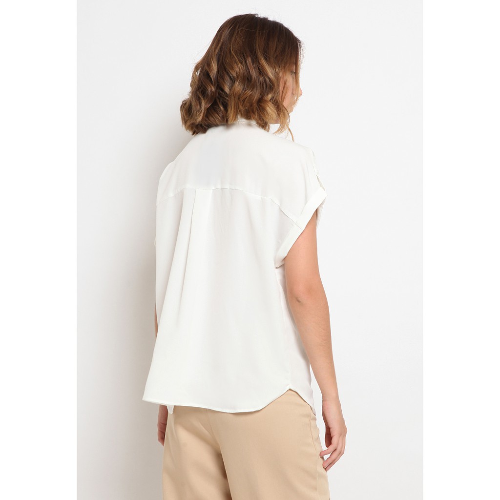 The Executive Short Sleeve Blouse 2