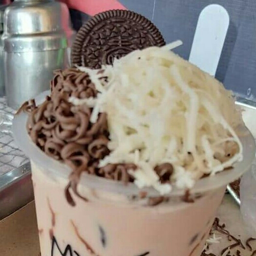 Tiramisu Oreo Blend Full Toping