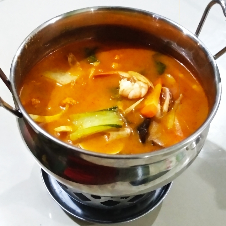 Tom Yam Seafood 