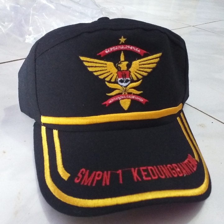 Topi Twill 2