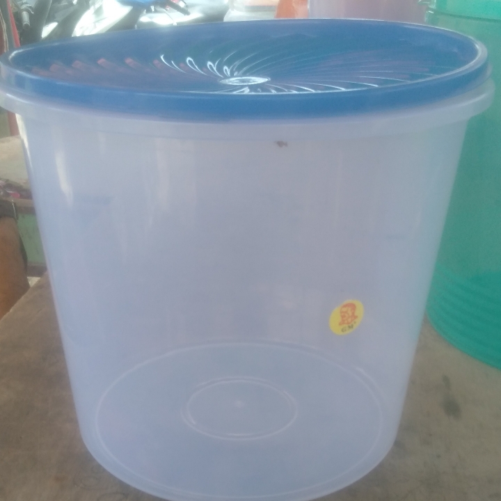 Toples 10 Liter