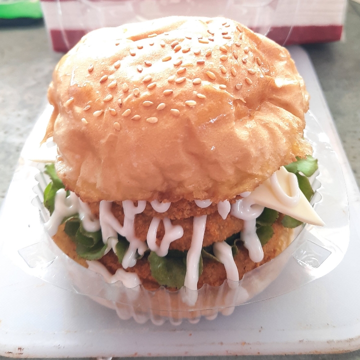 Triple Chicken Crispy Burger