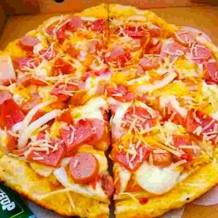 Triple Regular Pizza