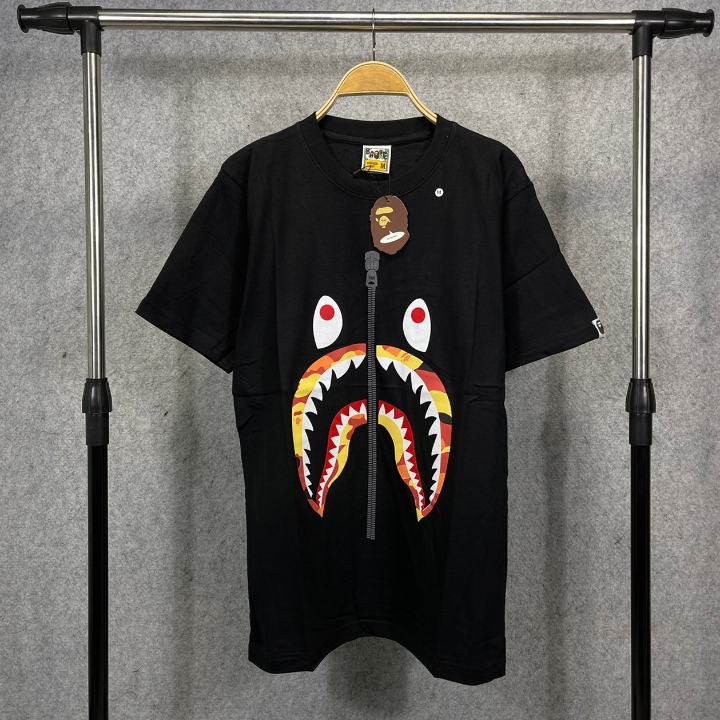 Tshirt Bape