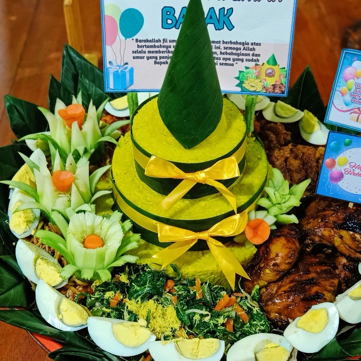 Tumpeng 3