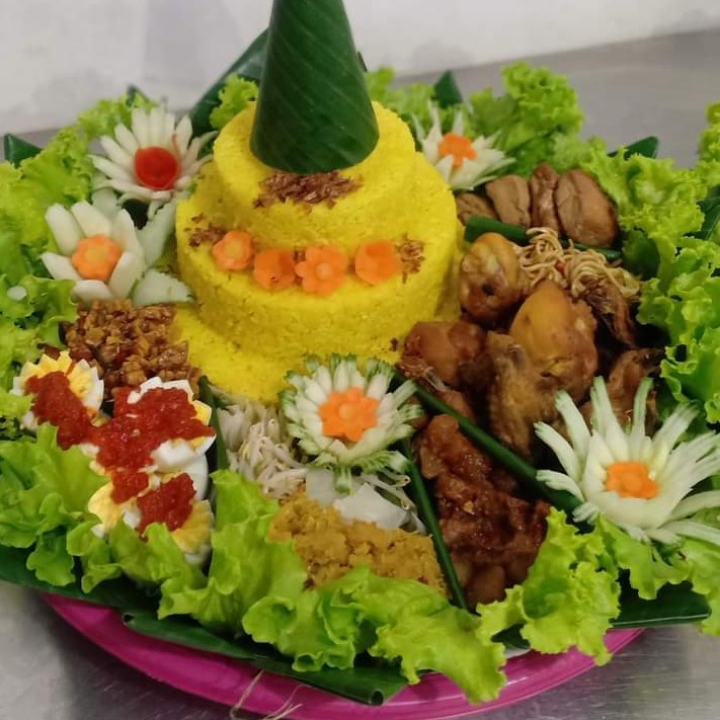 Tumpeng Ayam BAKAR Taliwang 2