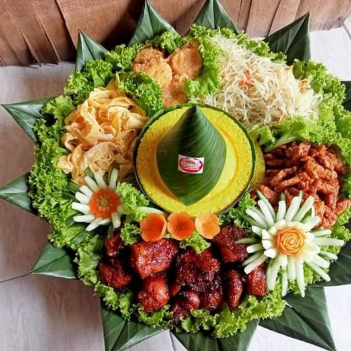 Tumpeng Ayam Paket 1