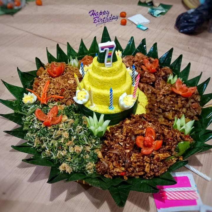 Tumpeng Sedang 2