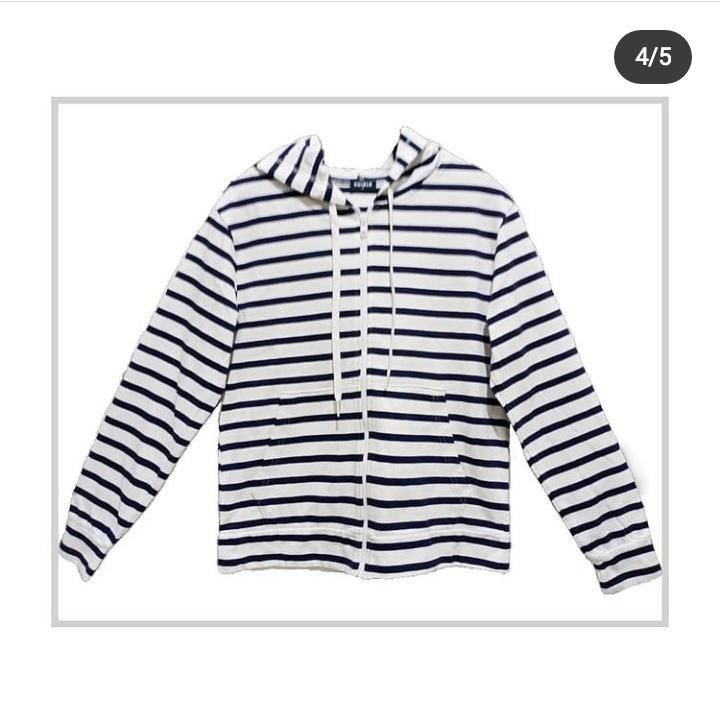 UNIQLO HOODIE ZIPPER