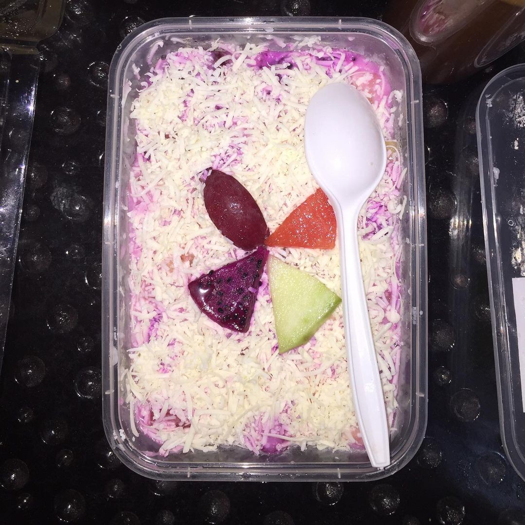 Gorengan dan Salad buah 2