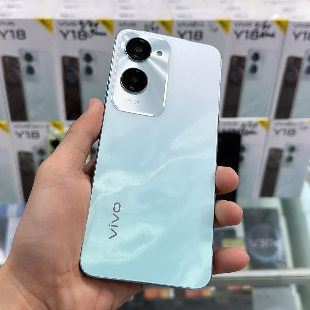 VIVO Y18 RAM 4 GB ROM 128 GB 2