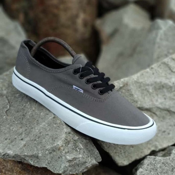 Vans Ifc Abu-abu Grey