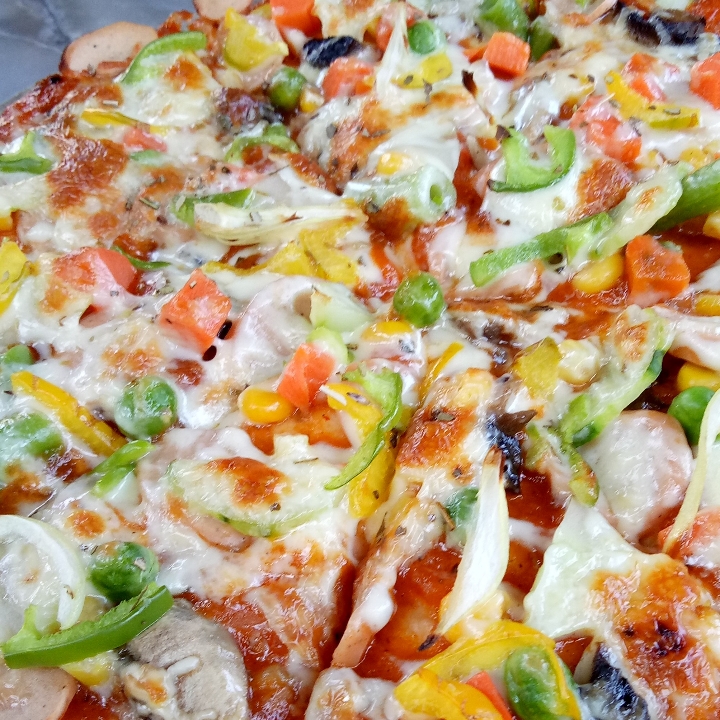 Vegetable Pizza