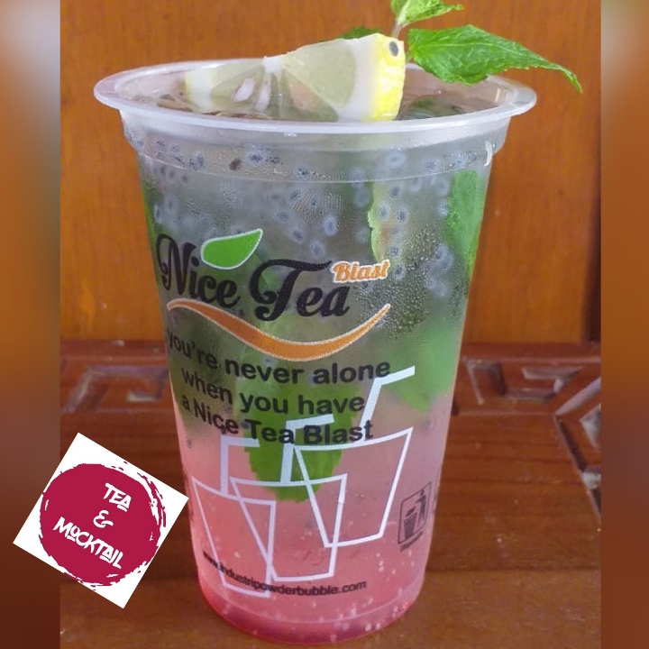 Virgin Pink Mojito