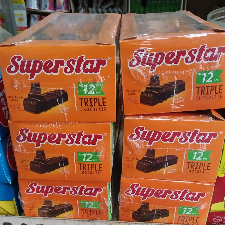 Wafer Super Star Rasa Coklat