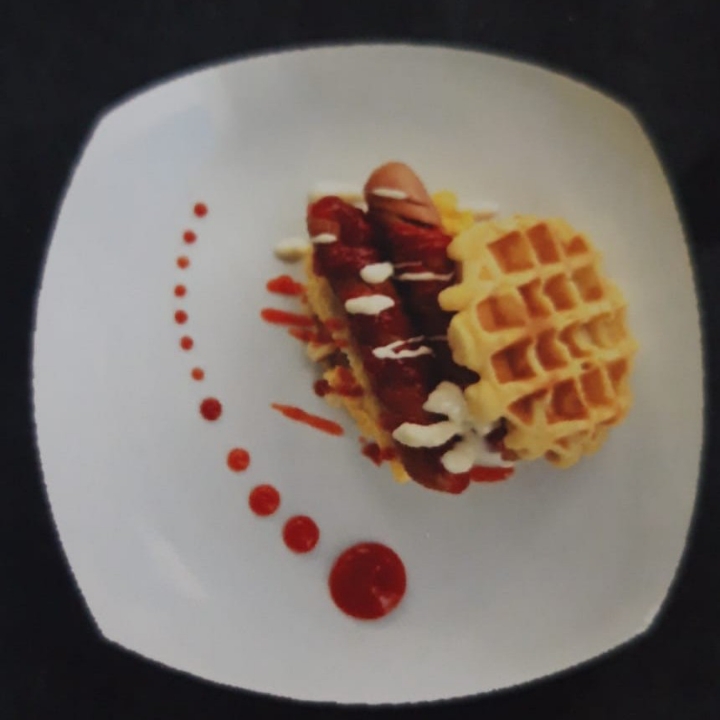 Waffle Saussage Chicken