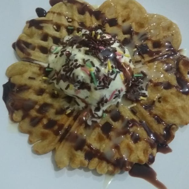 Waffle With Ice Cream