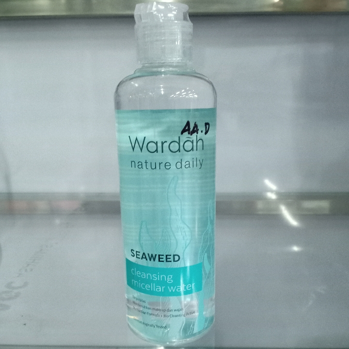 Wardah Seaweed Cleansing Water