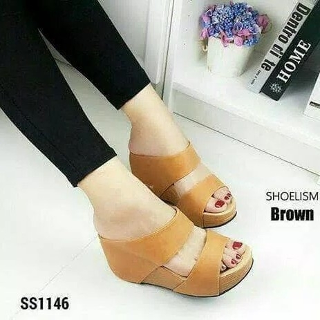 Wedges B4N 77 Tan