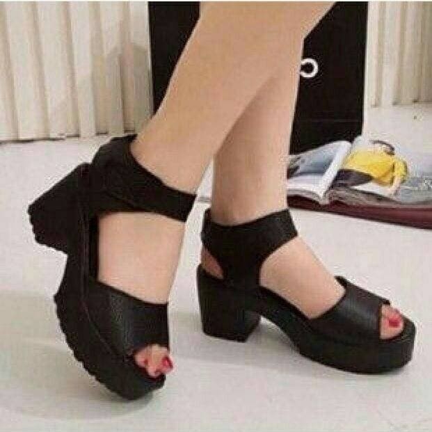 Wedges Docmart Vm10 Hitam