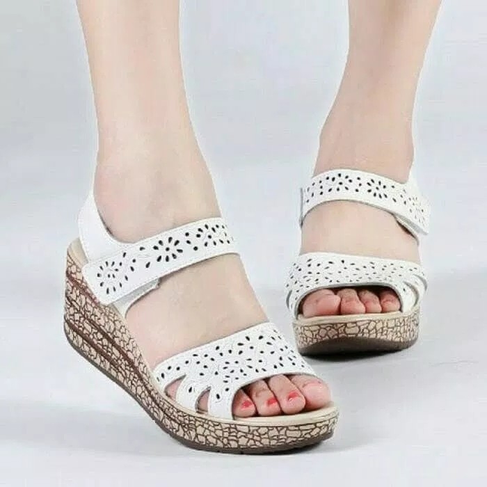 Wedges Erlas Putih