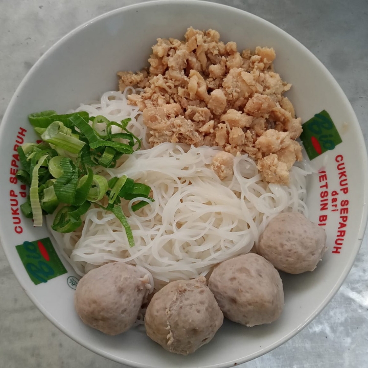 Yahun Atau Bihun Baso Asin Atau Manis