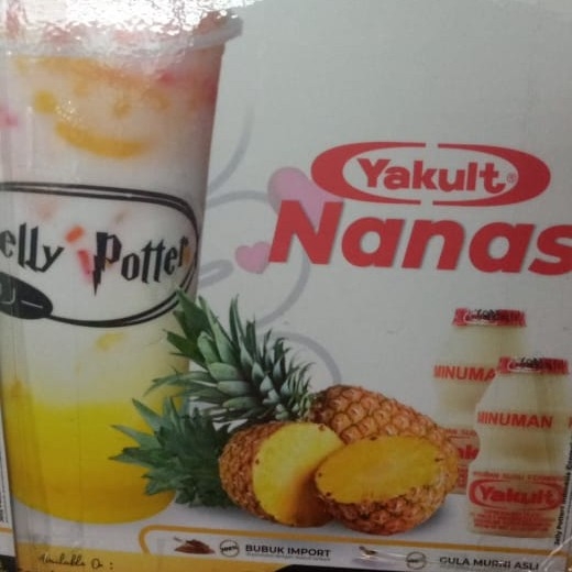 Yakult Nanas