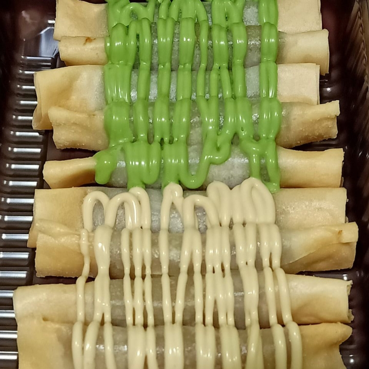 Yummy Banana Roll Tiramitsu Green Tea