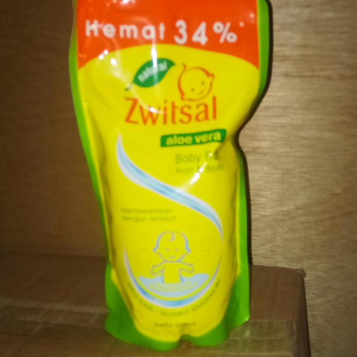 Zwitsal Baby Bath Hair And Body 600ml