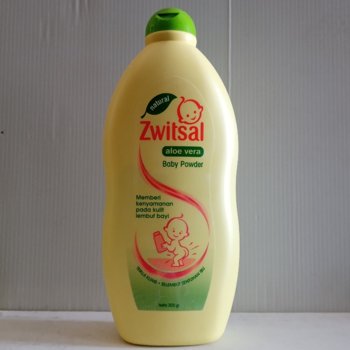 Zwitsal Baby Powder Natural 2