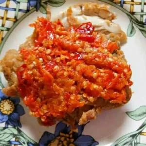 ayam geprek dada sambal setan atau ijo 