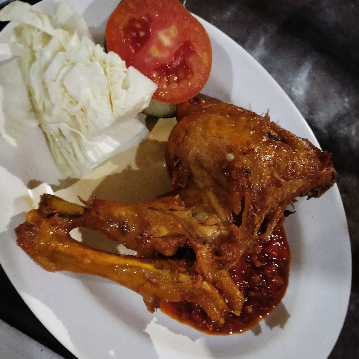 ayam goreng