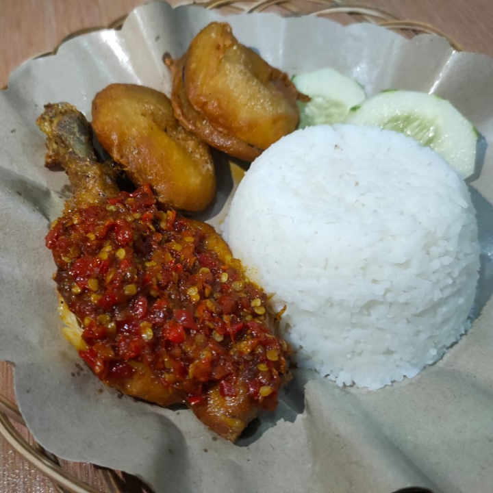 paket ayam penyet