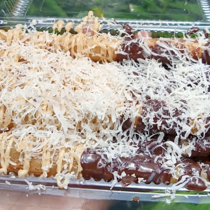 banana roll choco tiramisu