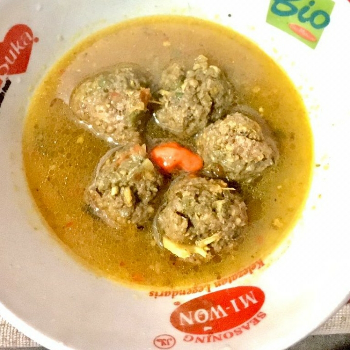 bola2 ayam