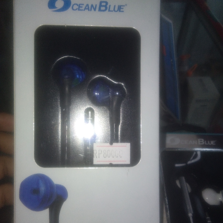 earphone  2