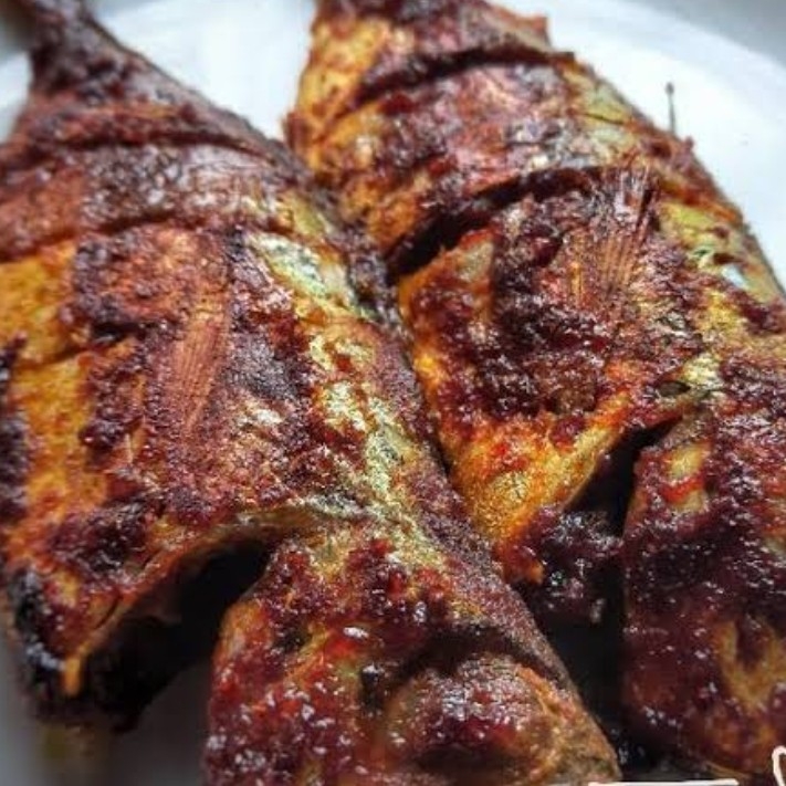 ikan laut bakar besar