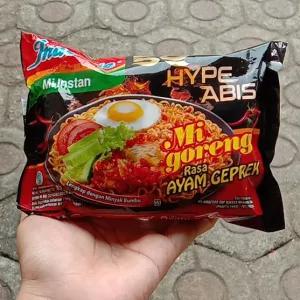 indomie goreng ayam geprek