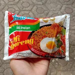 indomie goreng udeg