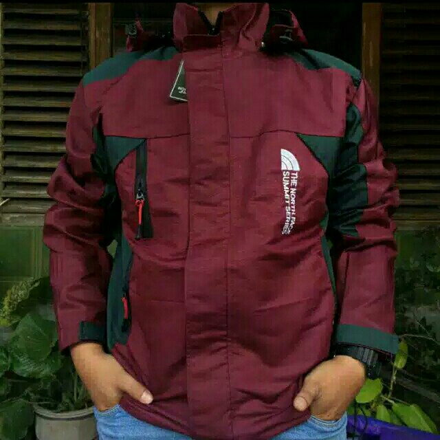 jaket outdoor jaket gunung 2