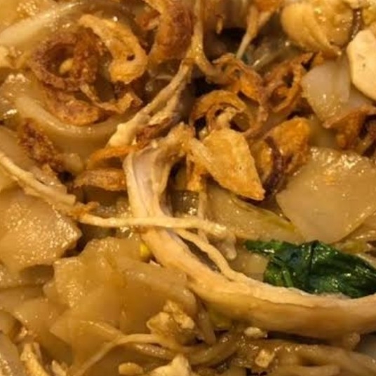 kwetiaw goreng ayam