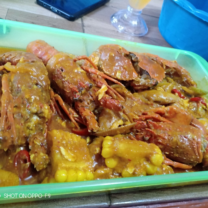 lobster sama kepiting