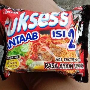 mi sukses isi 2 goreng ayam geprek